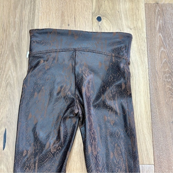 Spanx Faux Leather Brown Snakeskin Leggings Animal Print Pants XS - Picture 11 of 11